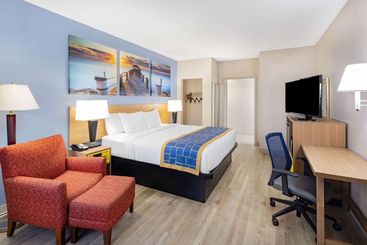 Days Inn & Suites By Wyndham Savannah Midtown Ngoại thất bức ảnh